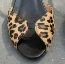 Sandalias Planas Abiertas con Hebilla para Mujer | Sandalias Casuales de Puntera Abierta de Ante Sintético en Colores Lisos y Estampado de Leopardo
