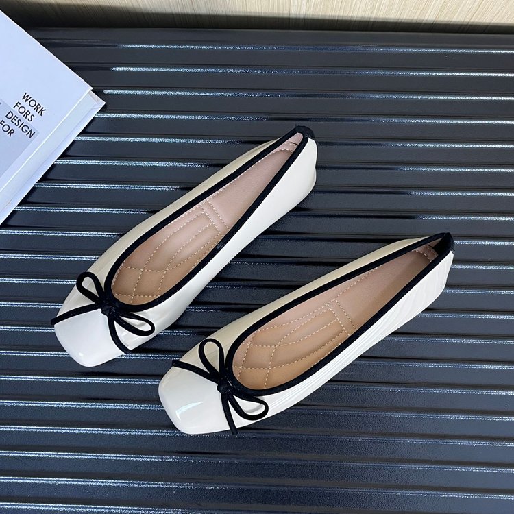 Zapatillas sin cordones de suela blanda con punta cuadrada estilo coreano para mujer – Talla ancha