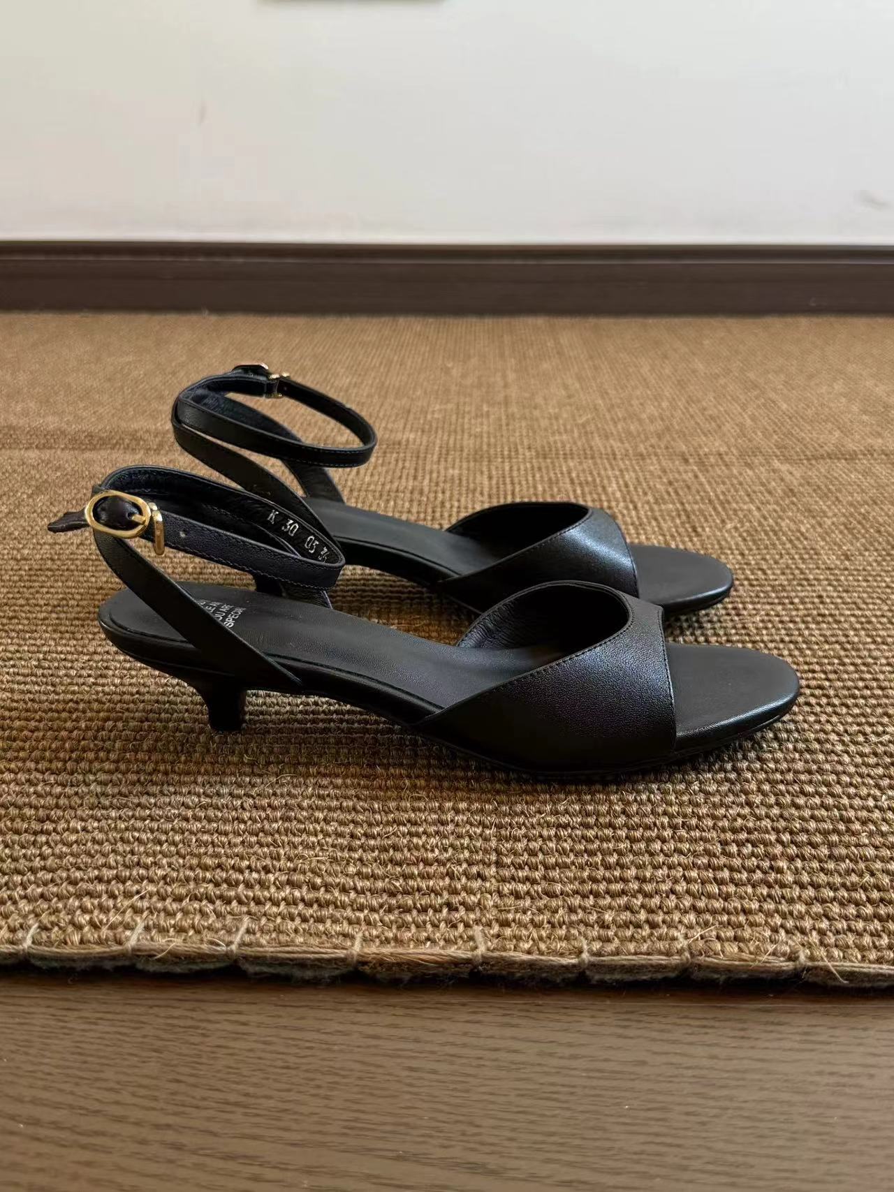 Women's Minimalist Open-Toe Kitten Heel Slingback Sandals