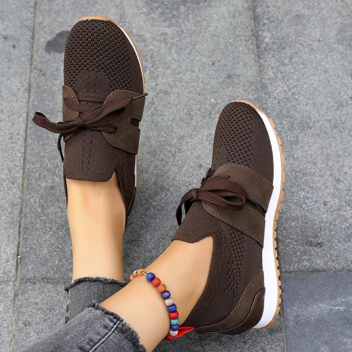 Zapatillas planas de malla con cordones para mujer