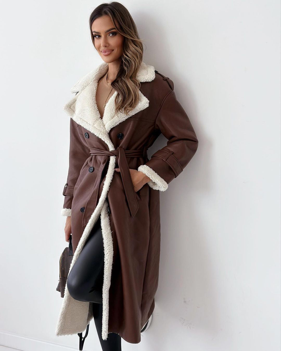 Gabardina cruzada de invierno para mujer con cinturón