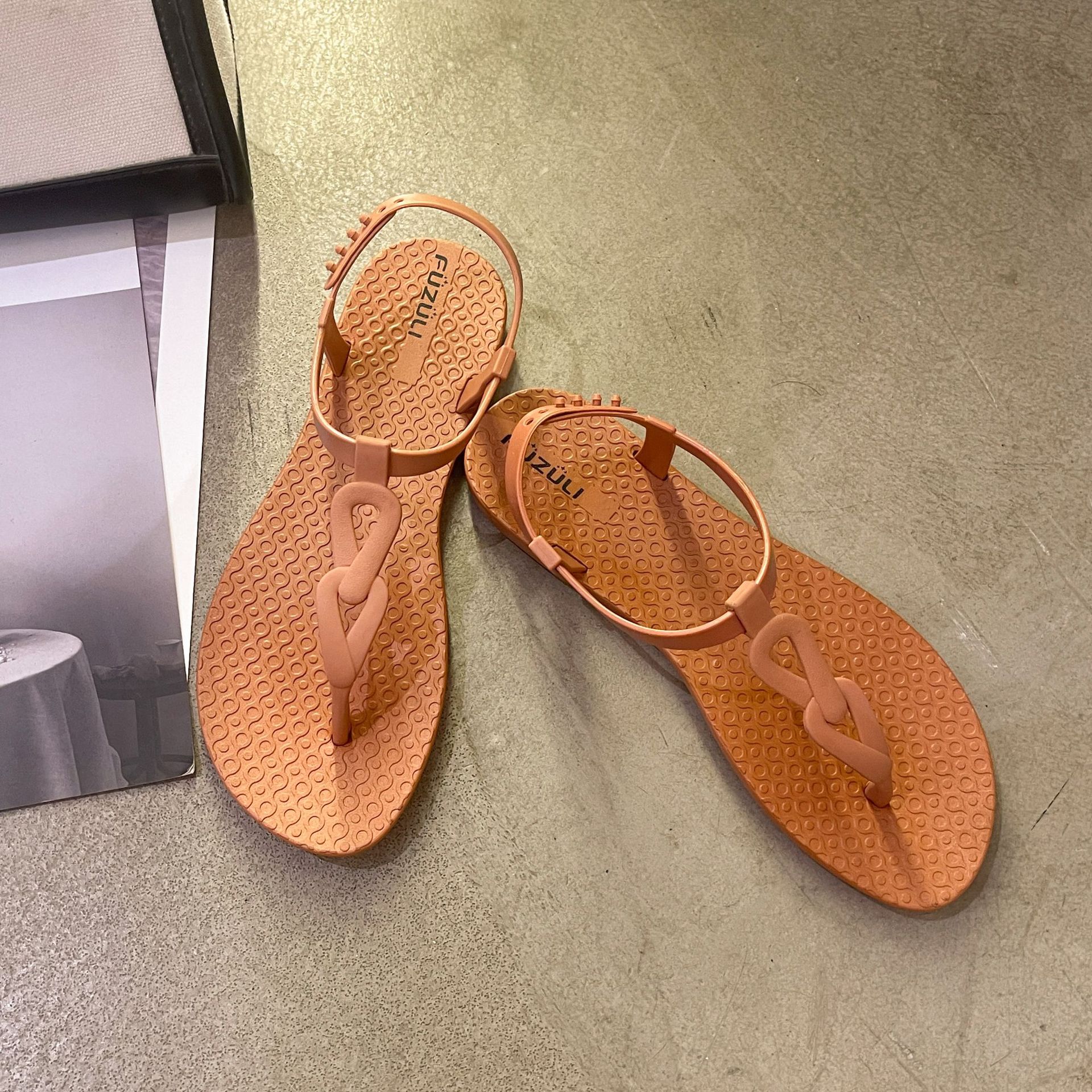 Sandalias Planas con Tira y Hebilla para Mujer